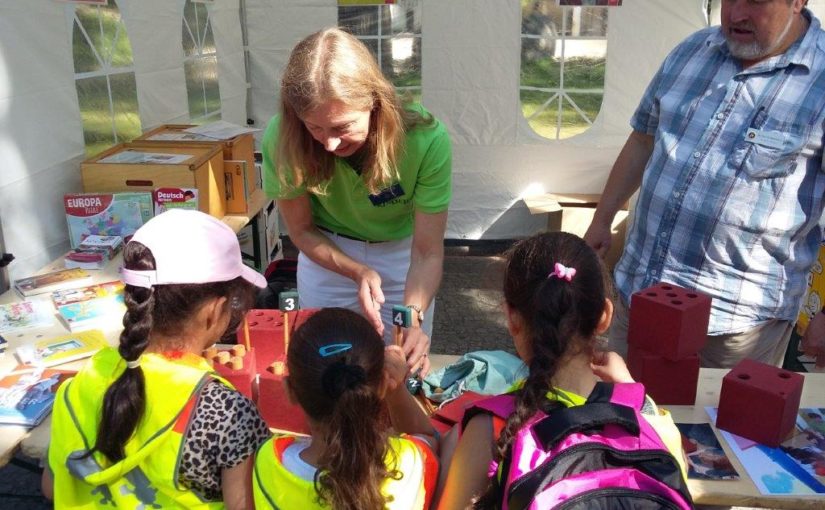 Viele glückliche Kinder beim Rotary-Kindertag im Zoo