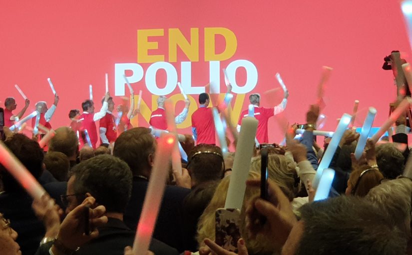 Bill Gates verspricht weitere 450 Millionen Dollar gegen Polio