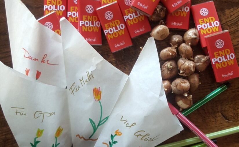 Cottbus: Schokolade und Infos zum Welt-Poliotag