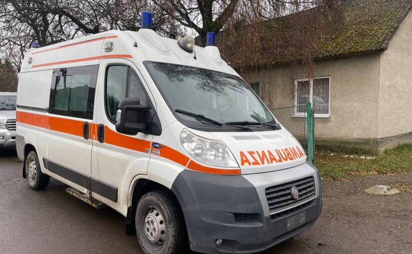 Hilfe für die Ukraine: Vier Länder, zwei Ambulanzfahrzeuge