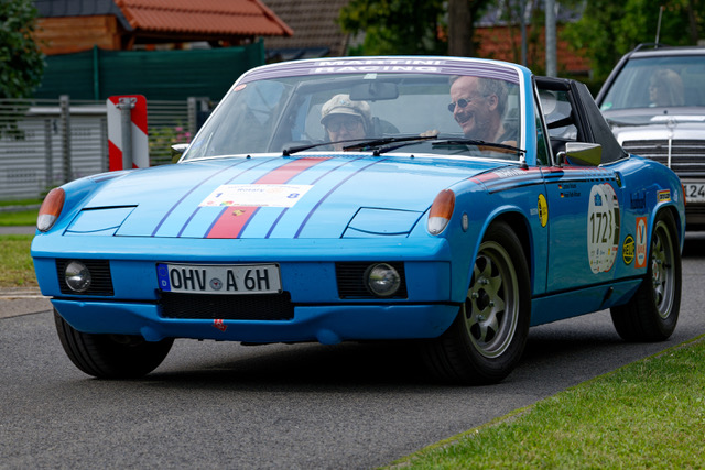 Erste Charity-Oldtimer-Ausfahrt durch das Havelland